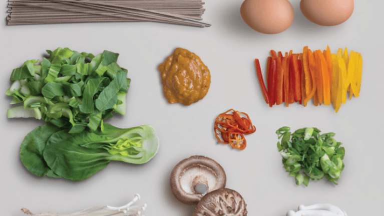Guide to Portion Sizes showing recommended servings of different foods on plates